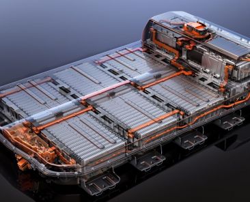 baterai mobil EV - sewa elf long semarang - thuba trans